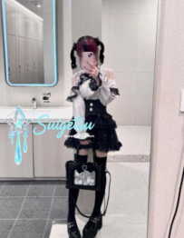 🦋名前： みるく 🔴年齢：21 歳 職業⏩ 地下アイドル練習生